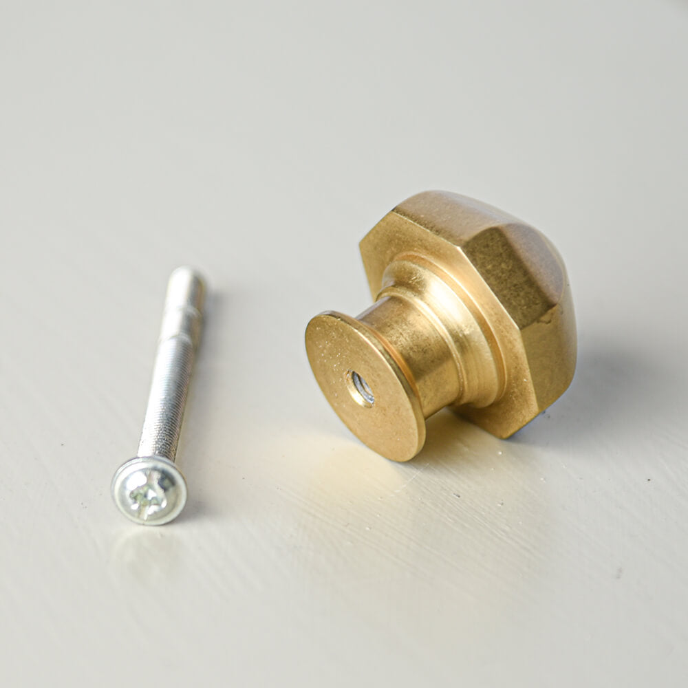 Aged-Brass-Pointy-Octagonal-Cabinet-Knob-with-screw