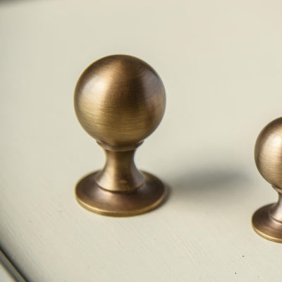 Light Antique Brass Penrose Cabinet Knob