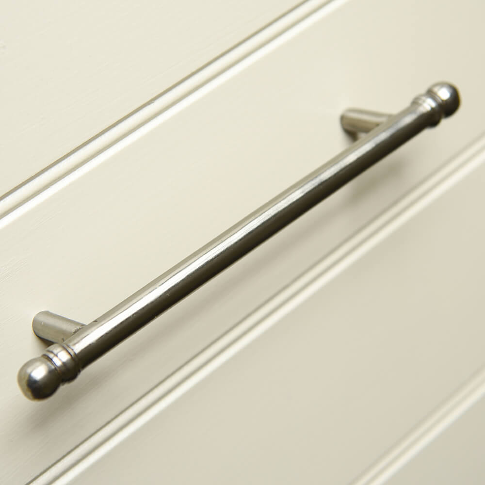 Medium sized pull handle in iron finish