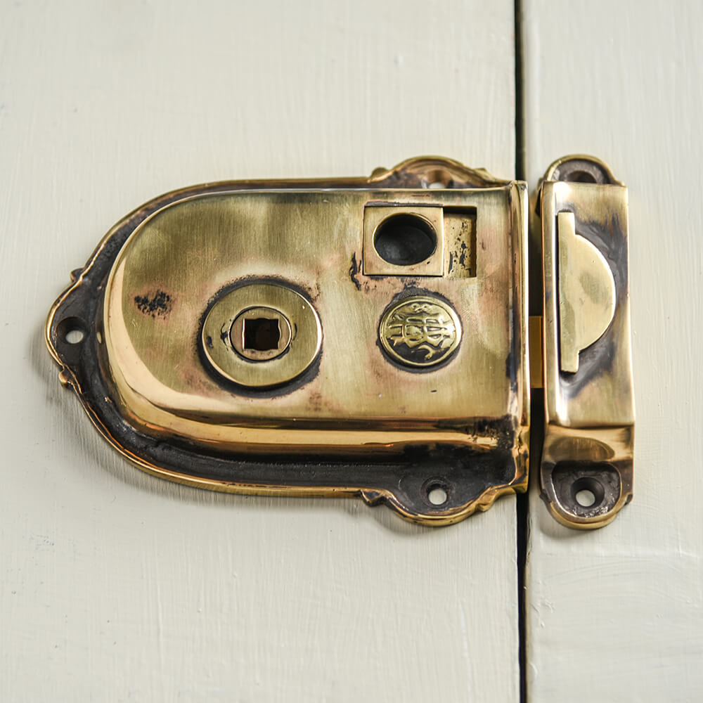 Brass round ended rim latch