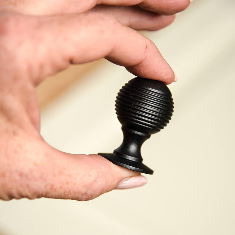 Zero Black Reeded Beehive Cabinet Knob