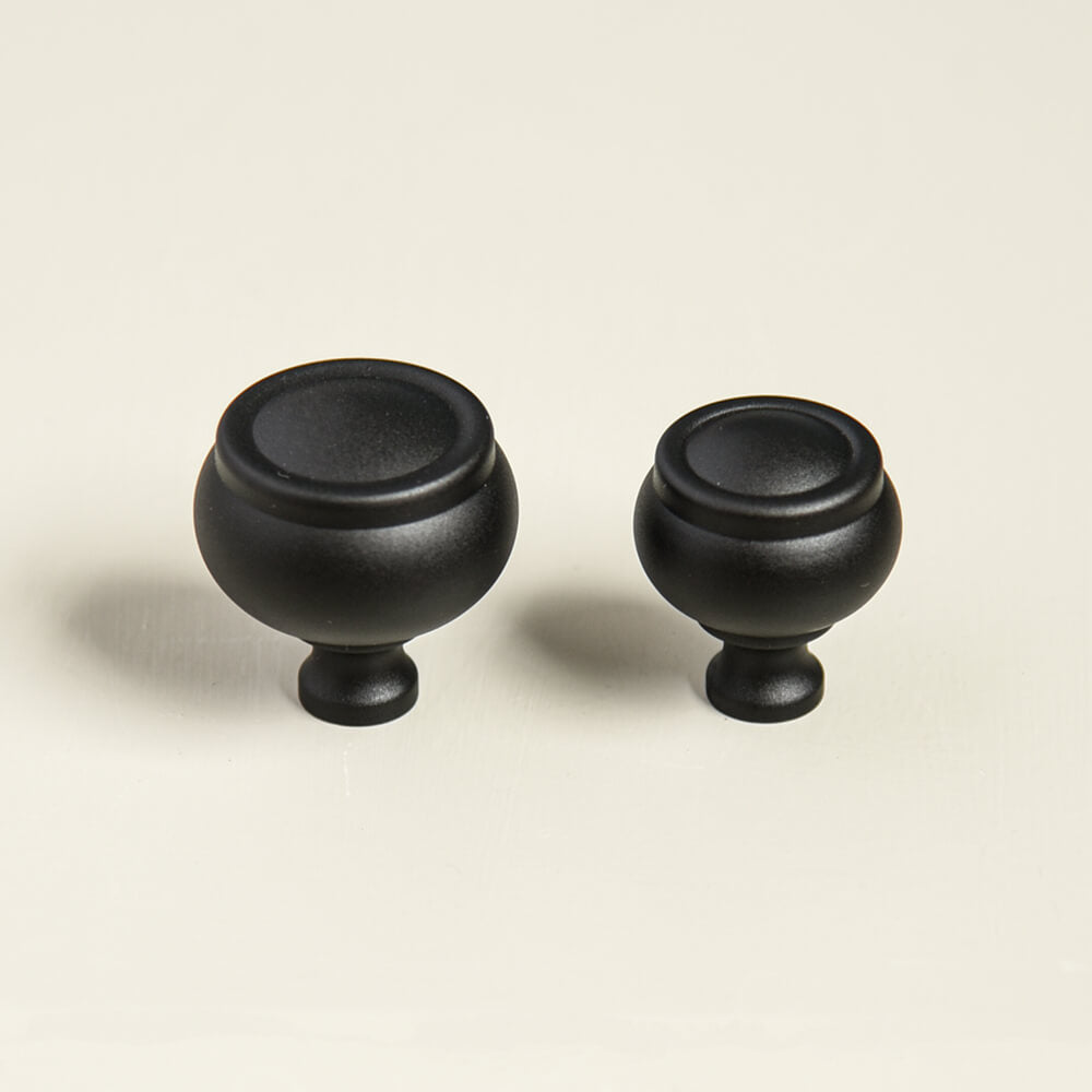 Zero Black Ovolo Cabinet knob